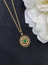 Load image into Gallery viewer, LUOWEND 18K Yellow Gold Real Natural Emerald Gemstone Necklace for Women