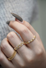 Load image into Gallery viewer, LUOWEND 18K Yellow Gold Real Natural Diamond Ring for Women