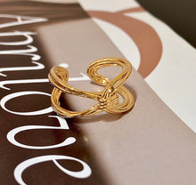 Load image into Gallery viewer, LUOWEND 18K Yellow Gold Ring for Women