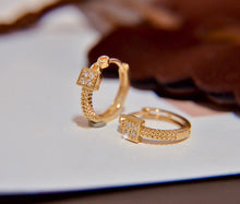 Load image into Gallery viewer, LUOWEND 18K Yellow Gold Real Natural Diamond Hoop Earrings for Women