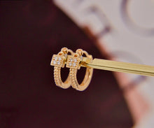 Load image into Gallery viewer, LUOWEND 18K Yellow Gold Real Natural Diamond Hoop Earrings for Women