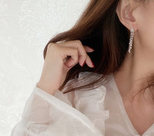 Load image into Gallery viewer, LUOWEND 18K White Gold Real Natural Diamond Drop Earrings for Women