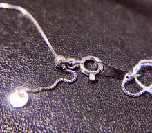 Load image into Gallery viewer, LUOWEND 18K White or Yellow Gold Real Natural Diamond Pendant Necklace for Women