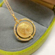 Load image into Gallery viewer, LUOWEND 18K Yellow Gold Real Natural Diamond Pendant Necklace for Women