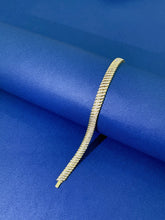 Load image into Gallery viewer, LUOWEND 18K Yellow Gold Real Natural Diamond Bracelet for Women