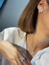 Load image into Gallery viewer, LUOWEND 18K White Gold Real Natural Diamond Stud Earrings for Women
