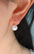 Load image into Gallery viewer, LUOWEND 18K Yellow Gold Real Natural Akoya Pearl Earrings for Women