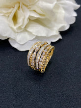 Load image into Gallery viewer, LUOWEND 18K Yellow Gold Real Natural Diamond Ring for Women