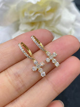 Load image into Gallery viewer, LUOWEND 18K White or Yellow Gold Real Natural Diamond Hoop Earrings for Women