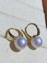 Load image into Gallery viewer, LUOWEND 18K Yellow Gold Real Natural Akoya Pearl Earrings for Women