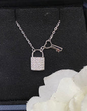 Load image into Gallery viewer, LUOWEND 18K White Gold Real Natural Diamond Pendant Necklace for Women