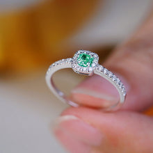 Load image into Gallery viewer, LUOWEND 18K White Gold Real Natural Green Diamond Ring for Women