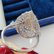 Load image into Gallery viewer, LUOWEND 18K Yellow Gold Natural Diamond Ring for Women