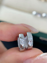 Load image into Gallery viewer, LUOWEND 18K White/Yellow Gold Fine Jewelry Real Natural Diamond Earrings for Women