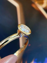 Load image into Gallery viewer, LUOWEND 18K Yellow Gold Fine Jewelry Real Natural Diamond Ring for Women