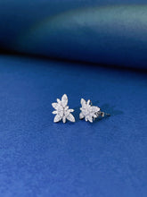 Load image into Gallery viewer, LUOWEND 18K White Gold Real Natural Diamond Stud Earrings for Women