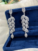 Load image into Gallery viewer, LUOWEND 18K White Gold Real Natural Diamond Drop Earrings for Women