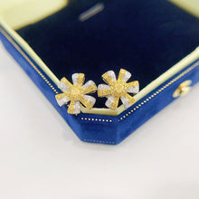 Load image into Gallery viewer, LUOWEND 18K White and Yellow Gold Real Natural Yellow Diamond Stud Earrings for Women