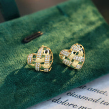 Load image into Gallery viewer, LUOWEND 18K Yellow Gold Real Natural Diamond Stud Earrings for Women