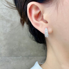 Load image into Gallery viewer, LUOWEND 18K White Gold Real Natural Diamond Stud Earrings for Women