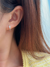 Load image into Gallery viewer, LUOWEND 18K White/Yellow Gold Fine Jewelry Real Natural Diamond Earrings for Women