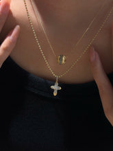 Load image into Gallery viewer, LUOWEND 18K Yellow Gold Fine Jewelry Real Natural Diamond Pendant for Women