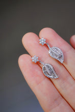 Load image into Gallery viewer, LUOWEND 18K White Gold Real Natural Diamond Stud Earrings for Women