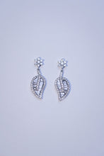 Load image into Gallery viewer, LUOWEND 18K White Gold Real Natural Diamond Stud Earrings for Women