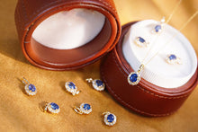 Load image into Gallery viewer, LUOWEND 18K Yellow Gold Real Natural Sapphire and Diamond Gemstone Necklace for Women