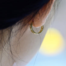 Load image into Gallery viewer, LUOWEND 18K Yellow Gold Real Natural Diamond Hoop Earrings for Women