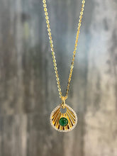 Load image into Gallery viewer, LUOWEND 18K Yellow Gold Natural Emerald Necklace for Women