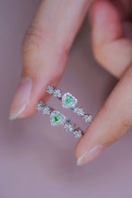 Load image into Gallery viewer, LUOWEND 18K White Gold Real Natural Green Diamond Ring for Women