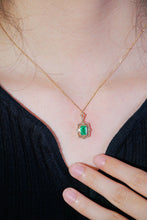 Load image into Gallery viewer, LUOWEND 18K Yellow Gold Natural Emerald Real Diamond Pendant Necklace for Women