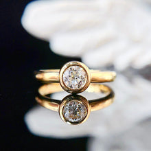 Load image into Gallery viewer, LUOWEND 18K Yellow Gold Real Natural Diamond Ring for Women