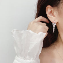 Load image into Gallery viewer, LUOWEND 18K White Gold Real Natural Diamond Drop Earrings for Women
