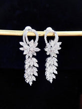Load image into Gallery viewer, LUOWEND 18K White Gold Real Natural Diamond Drop Earrings for Women