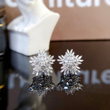 Load image into Gallery viewer, LUOWEND 18K White Gold Real Natural Diamond Stud Earrings for Women