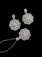 Load image into Gallery viewer, LUOWEND 18K White Gold Real Natural Diamond Pendant Necklace for Women