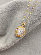 Load image into Gallery viewer, LUOWEND 18K Yellow Gold Natural Diamond Pendant for Women