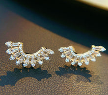 Load image into Gallery viewer, LUOWEND 18K Yellow Gold Real Natural Diamond Stud Earrings for Women