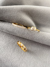 Load image into Gallery viewer, LUOWEND 18K Yellow Gold Natural Diamond Ring for Women