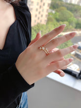 Load image into Gallery viewer, LUOWEND 18K Yellow Gold Real Natural Diamond Ring for Women