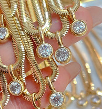 Load image into Gallery viewer, LUOWEND 18K Yellow Gold Real Natural Diamond Necklace for Women