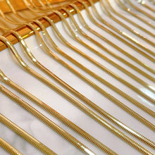 Load image into Gallery viewer, LUOWEND 18K Yellow Gold Real Natural Diamond Necklace for Women