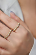 Load image into Gallery viewer, LUOWEND 18K Yellow Gold Real Natural Diamond Ring for Women