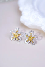 Load image into Gallery viewer, LUOWEND 18K White Gold Real Natural Yellow Diamond Stud Earrings for Women