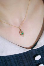 Load image into Gallery viewer, LUOWEND 18K Yellow Gold Real Natural Emerald and Diamond Gemstone Necklace for Women