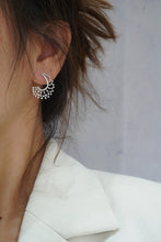 Load image into Gallery viewer, LUOWEND 18K White Gold Real Natural Diamond Stud Earrings for Women