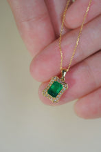 Load image into Gallery viewer, LUOWEND 18K Yellow Gold Real Natural Emerald and Diamond Gemstone Necklace for Women
