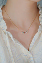 Load image into Gallery viewer, LUOWEND 18K Yellow Gold Natural Daimond Pendant Neecklace for Women